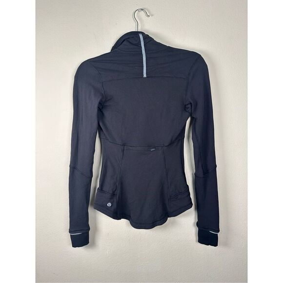 Lululemon Base Runner 1/2 Zip sz 2 - Picture 6 of 12